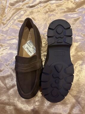 Blondo Dark Brown Suede Slip-On Loafers for Women! Gorgeous loafers!!